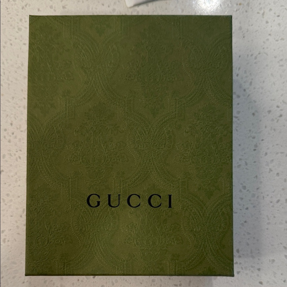 Gucci Beige and Green Notebook with Signature Pattern Gift Set - Picture 8 of 12